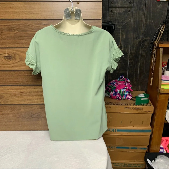 Mint Green Blouse with Lace Sleeves - Picture 3 of 4